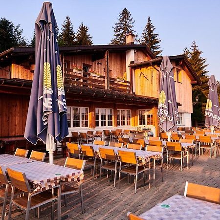 Montlinger Schwamm Hotel Oberriet Exterior photo